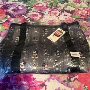 Reserved @kewlinent NWT Harvey’s Disney Spooky